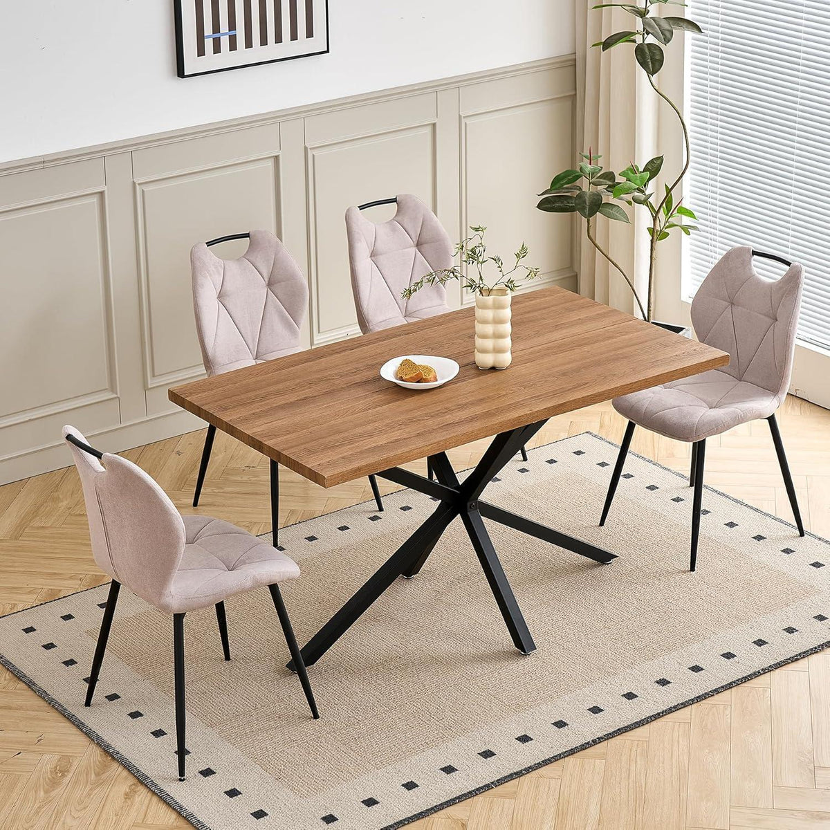 Gepolsterte Esszimmerstühle im skandinavischen Stil – Beige 4er-Set