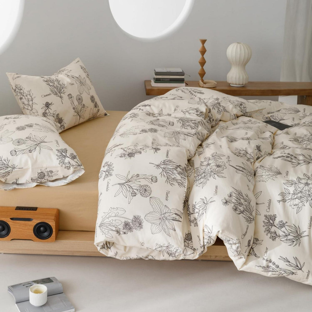 Blumen Bettwäsche Set 200x220 cm Schwarz 3-teilig Baumwolle