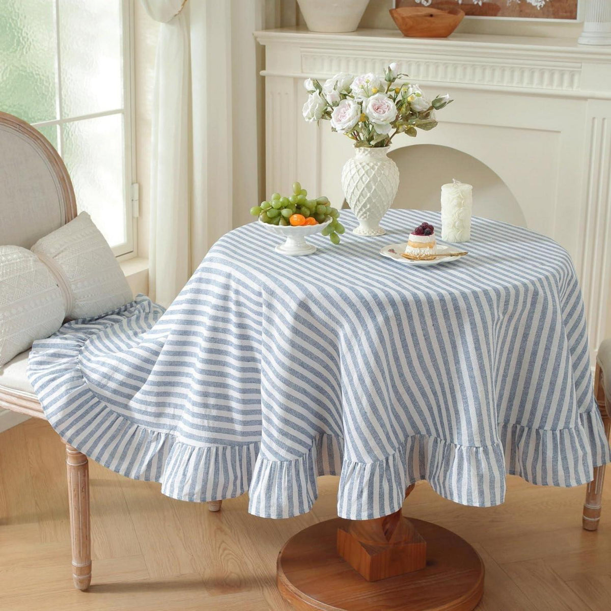 Baumwoll-Leinen Tischdecke Rüschen 140x300cm – Blau-Weiß, Landhausstil