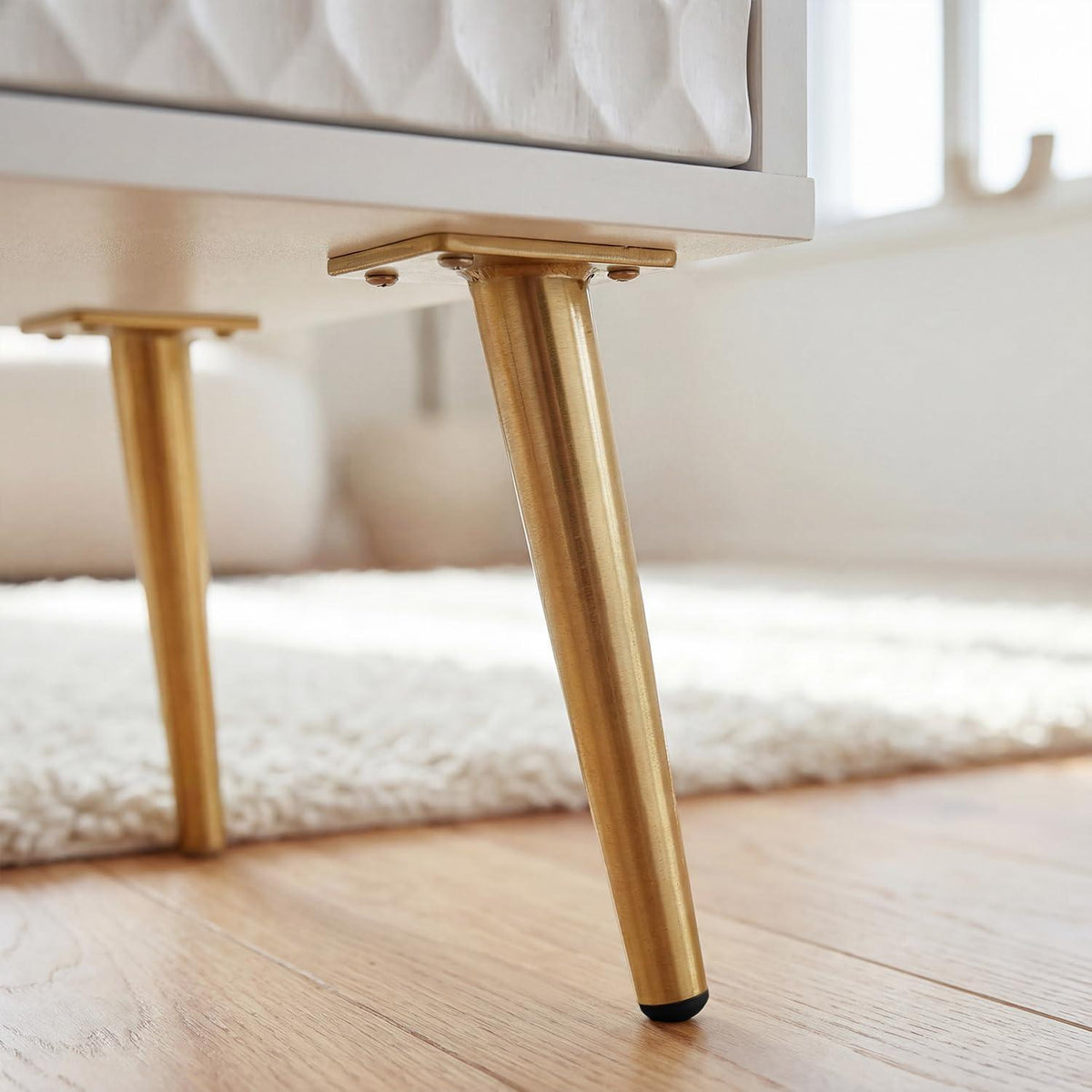 Weißes Sideboard 160cm mit Strukturfront – Viel Stauraum